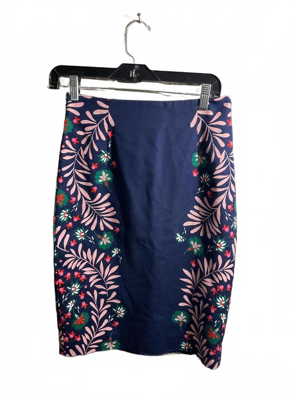 Boden Floral Print A-Line Skirt - Elegant & Stylish 2 Petite